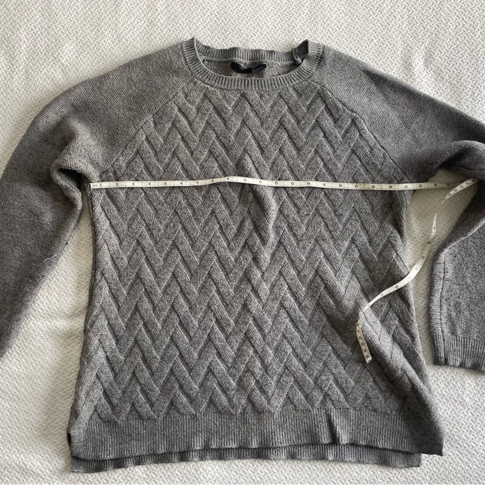 Cyrus Gray Crew Neck Sweater